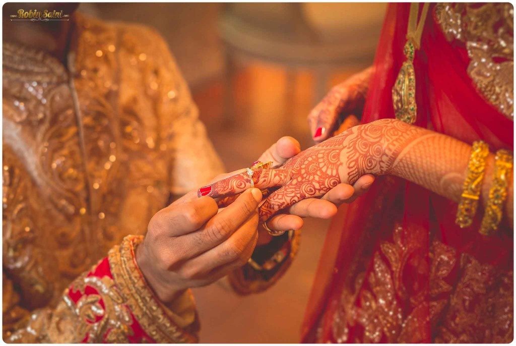 Muslim-bride-Nikkah-pictures-ceremonies-Islamic-weddings107