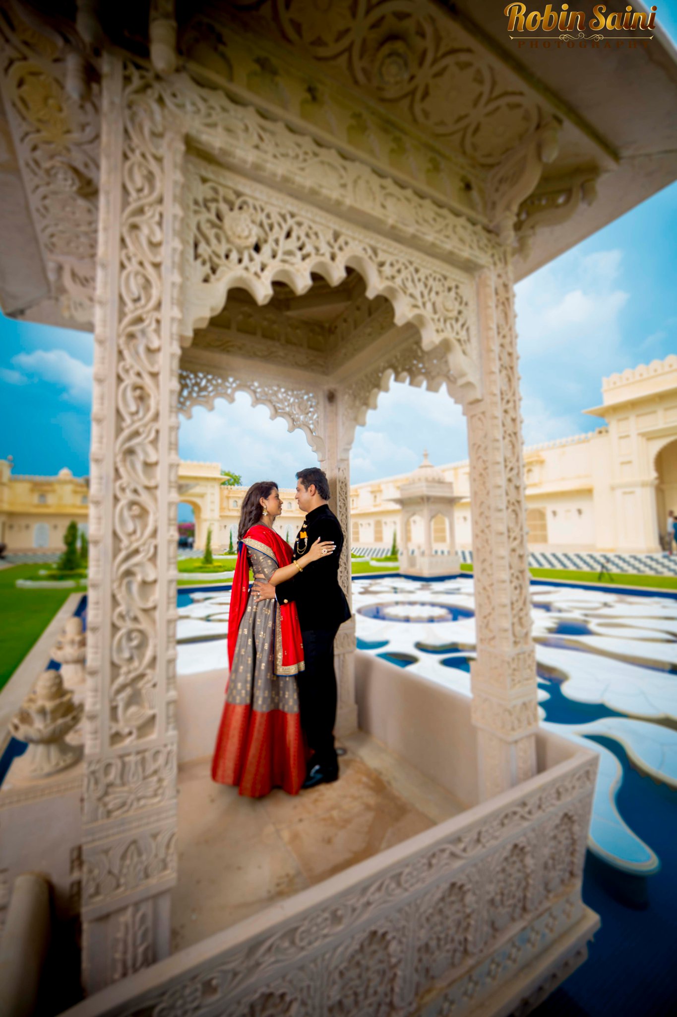 pre-wedding-pictures-at-the-oberoi-udaivilas-042
